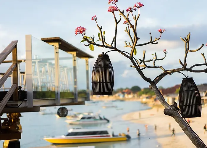 Ware Ware Surf Nusa Lembongan (Bali)