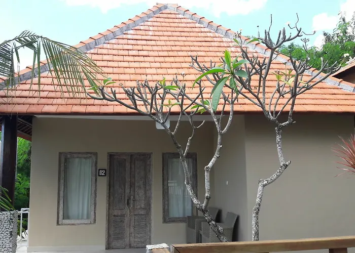 Ware Ware Surf Holiday park Nusa Lembongan (Bali)