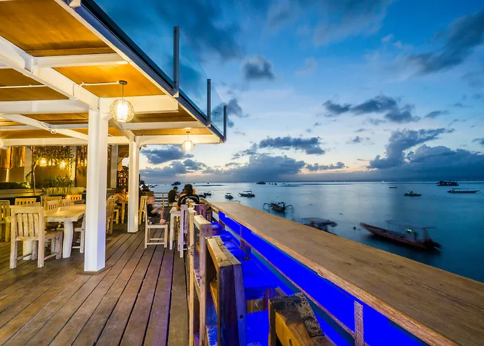 Ware Ware Surf Nusa Lembongan (Bali)