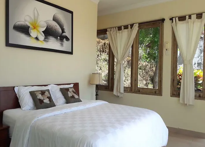 Ware Ware Surf Nusa Lembongan (Bali)